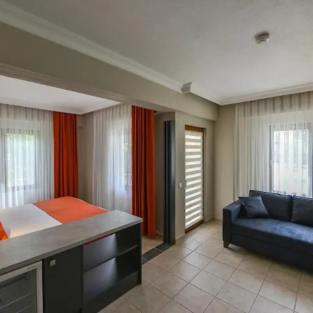 מלון Gocek Arion 3*