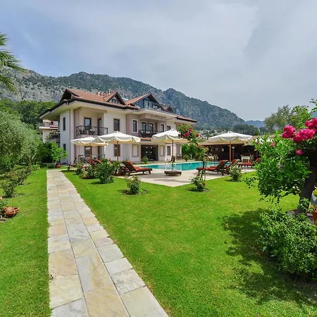 Gocek Arion מלון 3*
